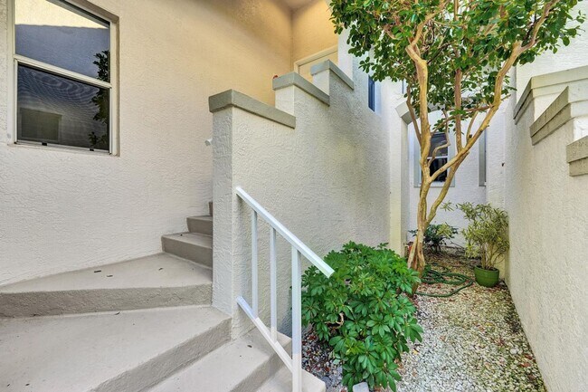 Foto del edificio - Seasonal 3br 2bath Condo in Harbor Lakes Community