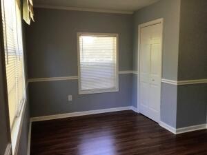 Building Photo - 2511 Drayton Dr