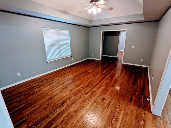 Living Room - 506 Johnstown Dr