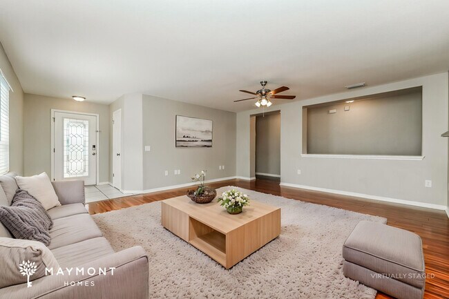 Foto del edificio - 2502 Brownwood Dr