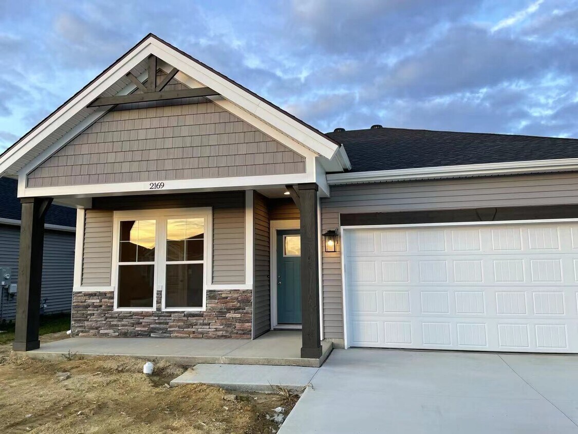Foto principal - 2169 Ottawa Dr