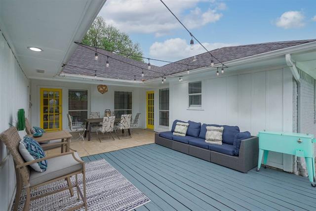 Foto del edificio - 10014 Chimney Hill Ln