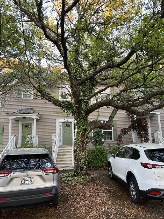 Foto principal - 804 Harbor Pl Dr