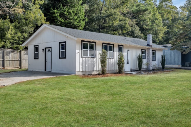 Photo - 617 Porters Neck Rd House