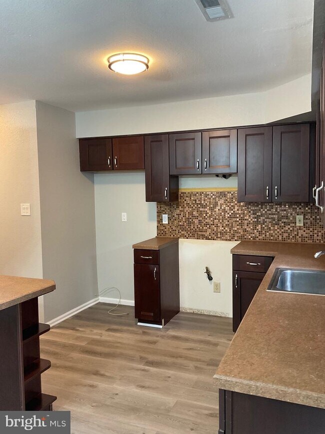 148 Pendragon Way, Mantua Township, NJ 08051 Townhome Rentals in