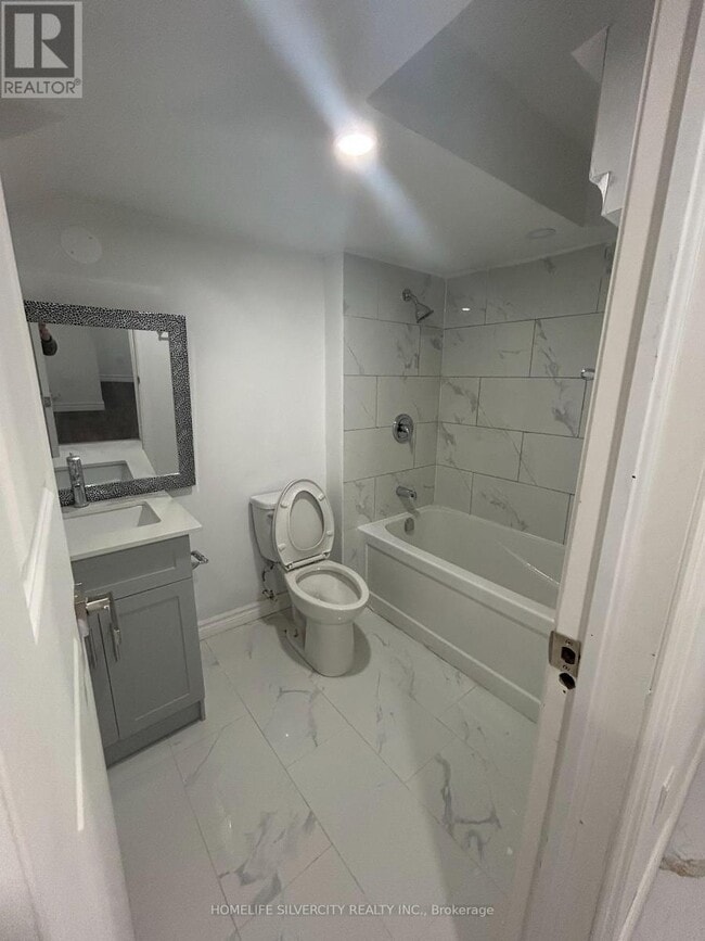 Building Photo - 2421 Dress Cir Cres