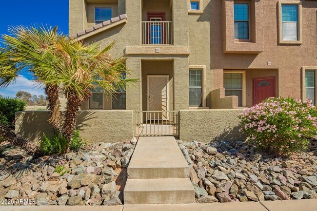 Building Photo - 6710 E University Dr
