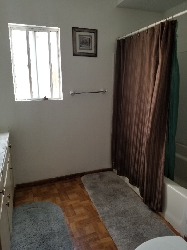 Foto del edificio - 206 W Cedar Ave