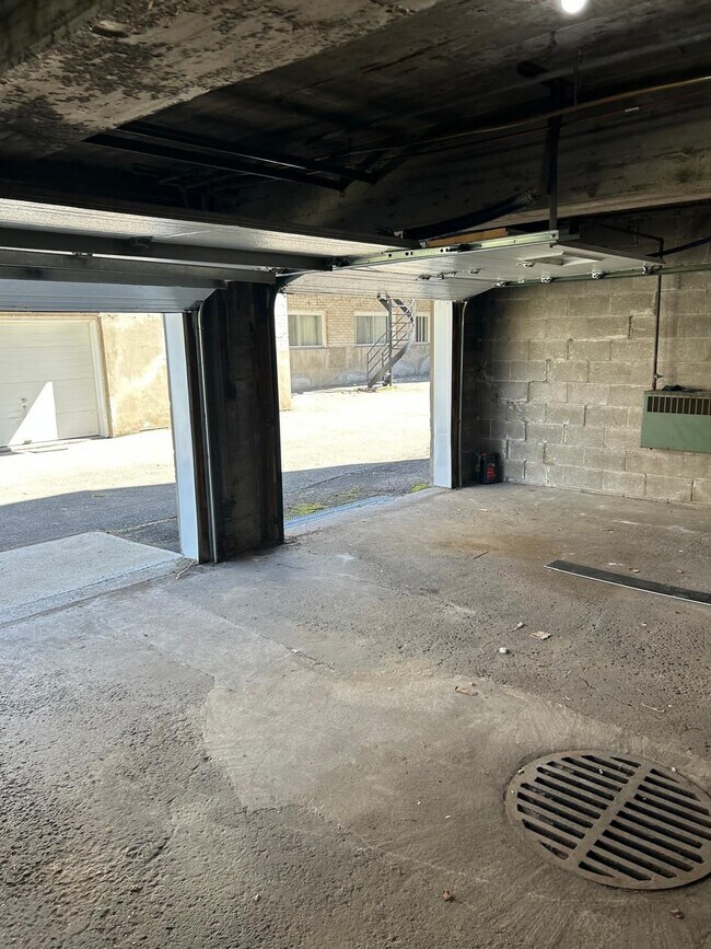 Photo du bâtiment - 1655 Rue Fleury E