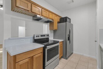 Building Photo - 16413 Danika Oak