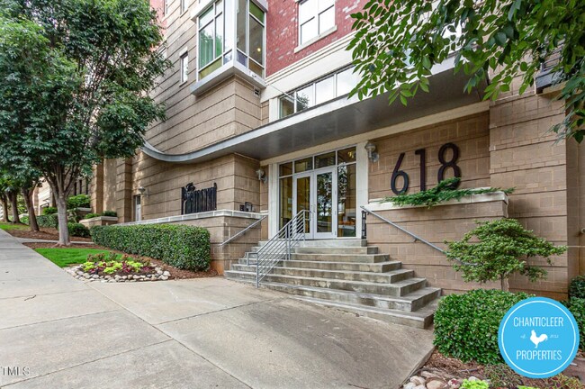 Building Photo - 618 N Boylan Ave