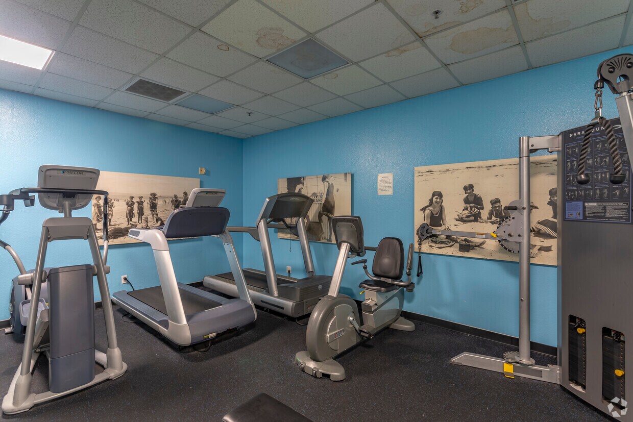 Horton 4th Avenue Apartments in San Diego, CA Westside Rentals