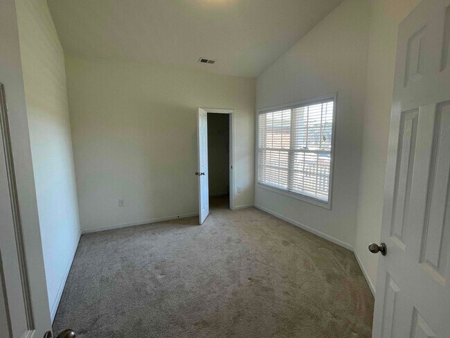 Building Photo - 2225 Smith Harbour Dr