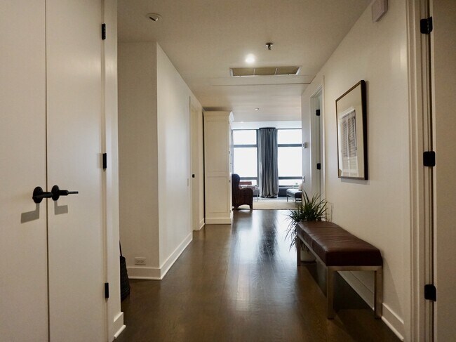 Building Photo - 680 N Lake Shore Dr
