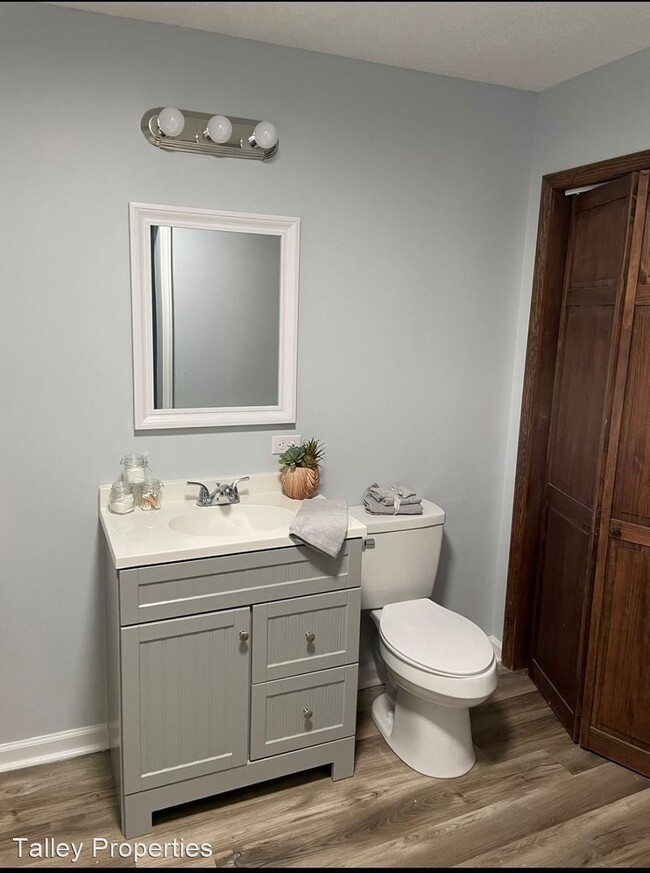 Foto del edificio - 2 br, 2 bath House - 303 1/2 E Ingle Street