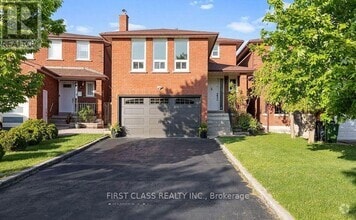 Building Photo - 25 Lansbury Dr
