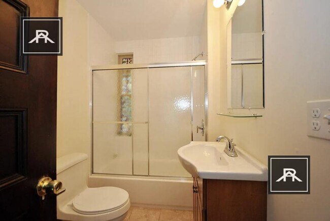 Foto del edificio - 6 bedroom in Brighton MA 02135