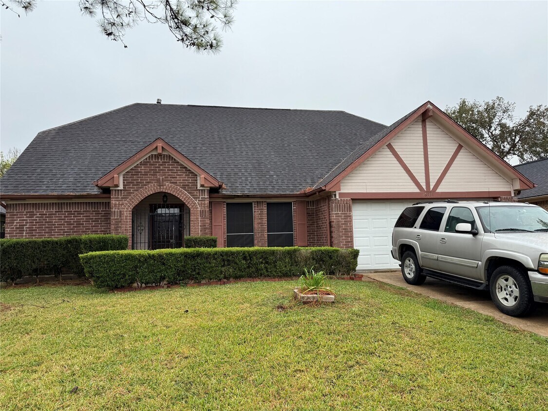 Foto principal - 16431 Canario Dr