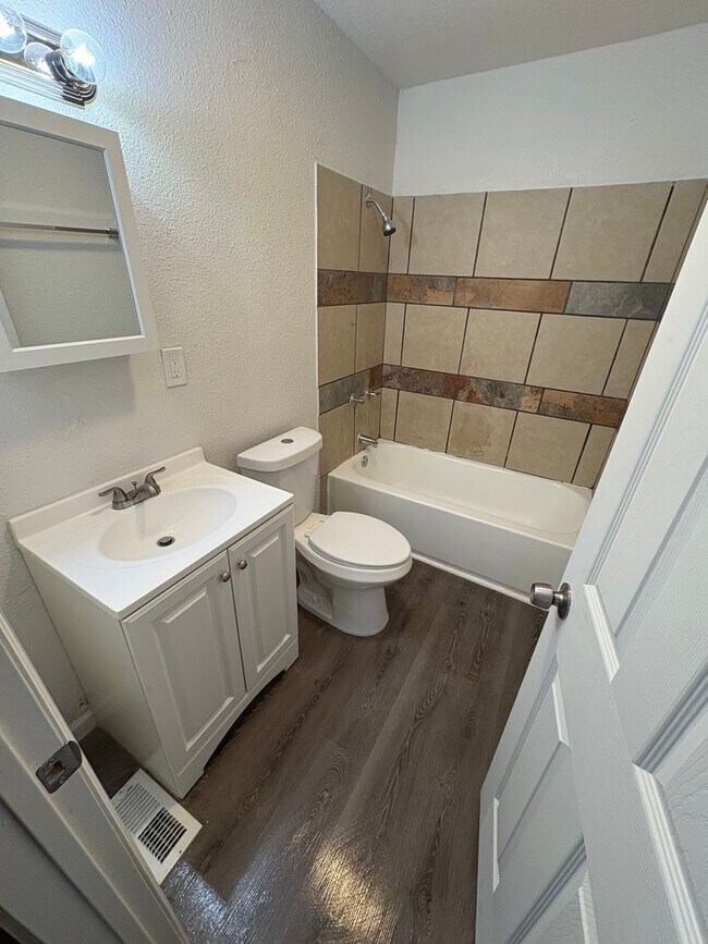 Foto del edificio - LIMITED TIME**1/2 OFF DEPOSIT**