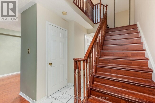 Photo du bâtiment - 5230 Glen Erin Dr