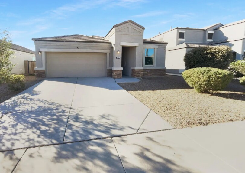 Foto principal - 30709 W Indianola Ave