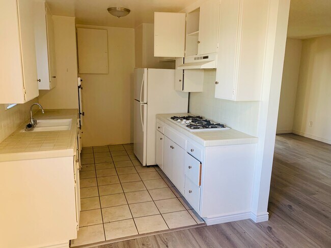 Building Photo - 5629 Laurel Canyon Blvd