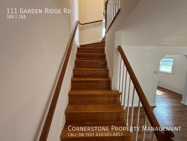 Foto del edificio - 111 Garden Ridge Rd