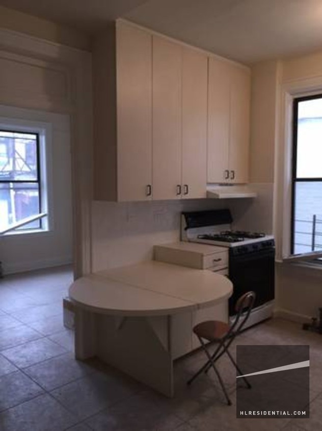 Foto del edificio - 3138 34th St