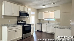 Building Photo - 6038 Sandwick Dr