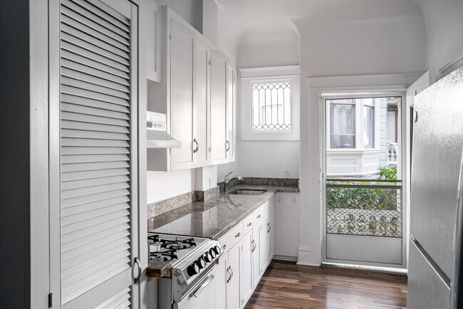Foto del edificio - 1429 Grand St