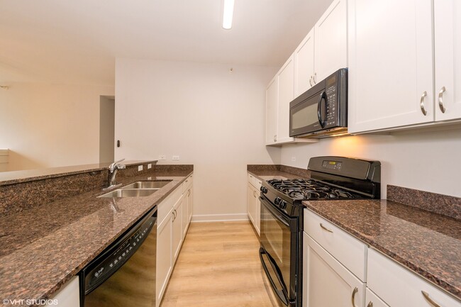 Foto del edificio - 233 E 13th St