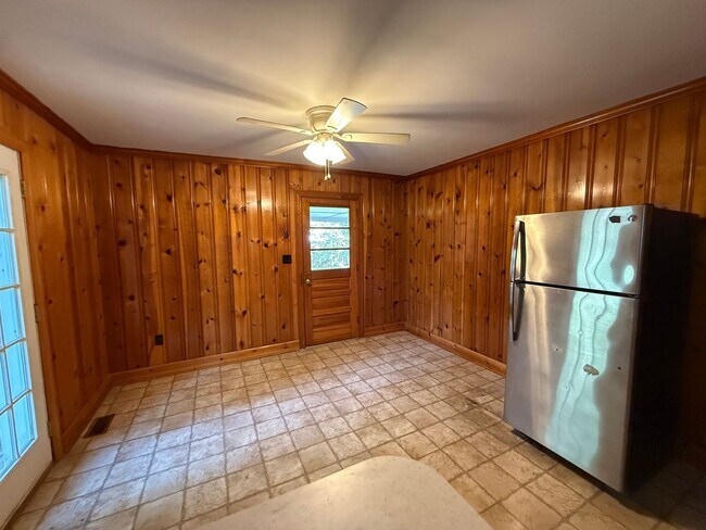 Foto del edificio - 1302 Dogwood Ln NW