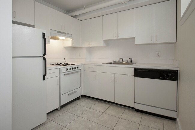 Foto del edificio - 15 Fairbanks St