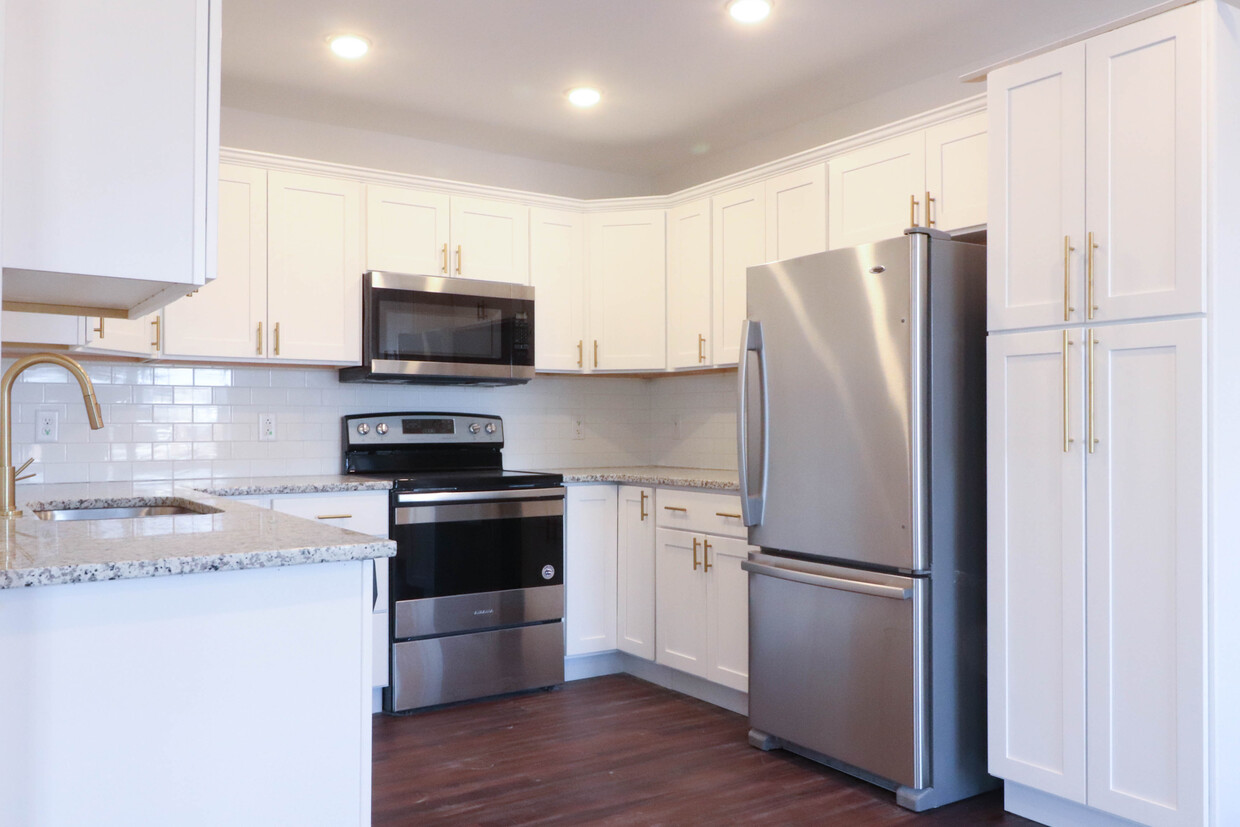 Foto principal - 4 Montvale Ave