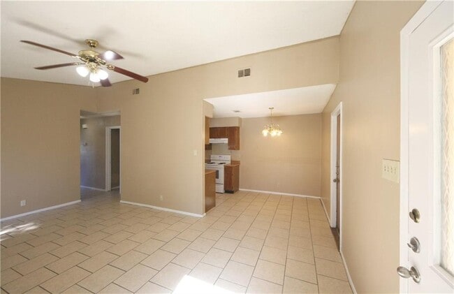 Foto del edificio - 9802 Brasher Dr