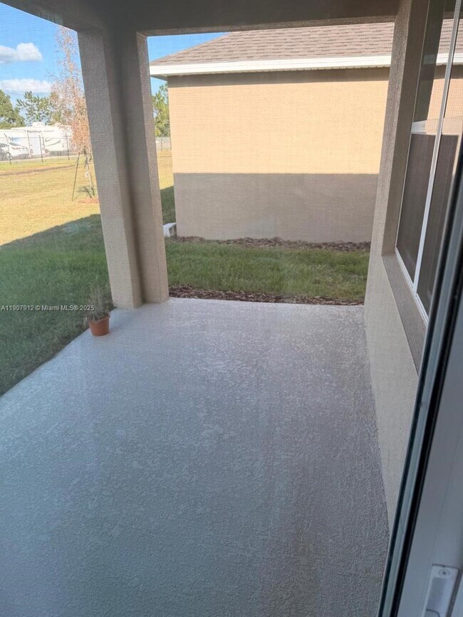 Foto del edificio - 632 Taylor Grvs St