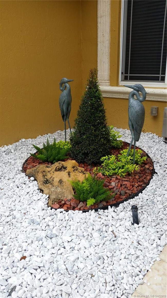 Foto del edificio - 7873 NW 164th St