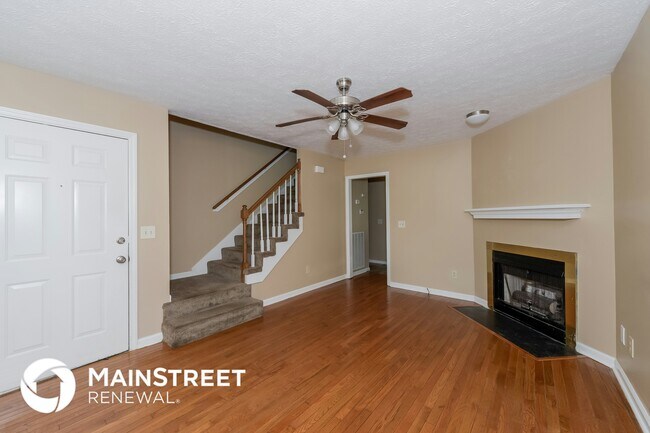 Foto del edificio - 324 Scotts Creek Pl
