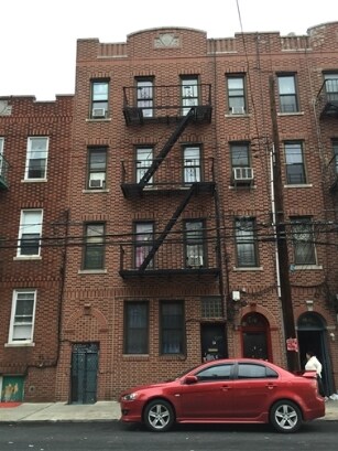 Building Photo - 9921 43rd Ave