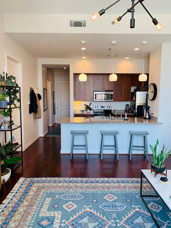 Kitchen - 565 Peachtree St NE
