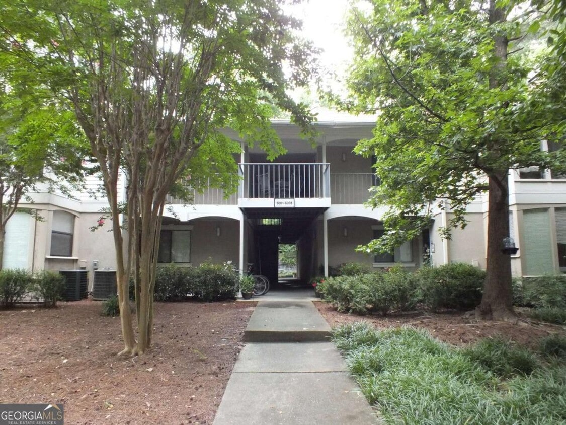 Primary Photo - 5005 Wingate Way