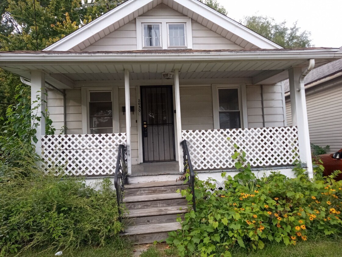 Foto principal - 2050 Berdan Ave