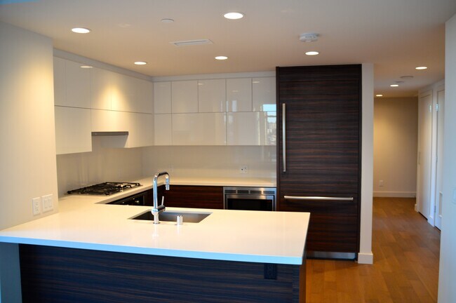 Foto del edificio - 588 Bell St