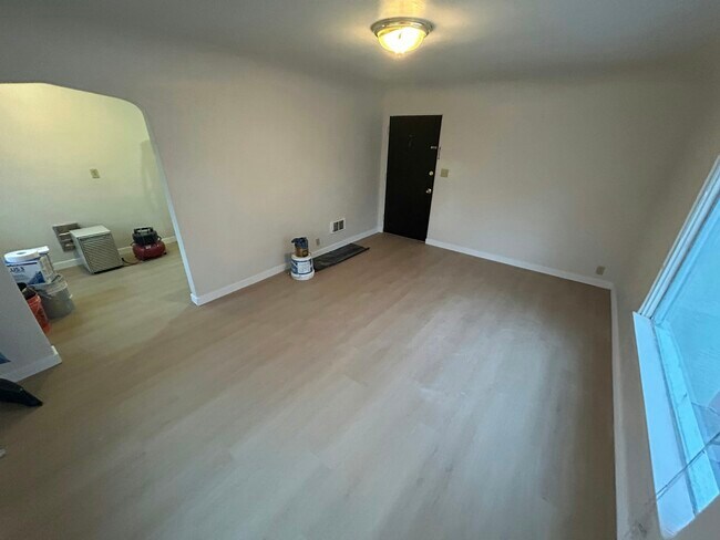 Foto del edificio - 400 W 13th St