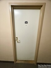 Building Photo - 24 Whites Ave