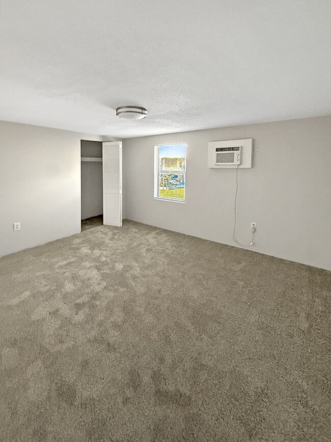 Photo - 204 2nd St Apartment