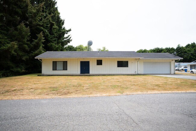 Foto del edificio - Single Level Home in McKinelyville