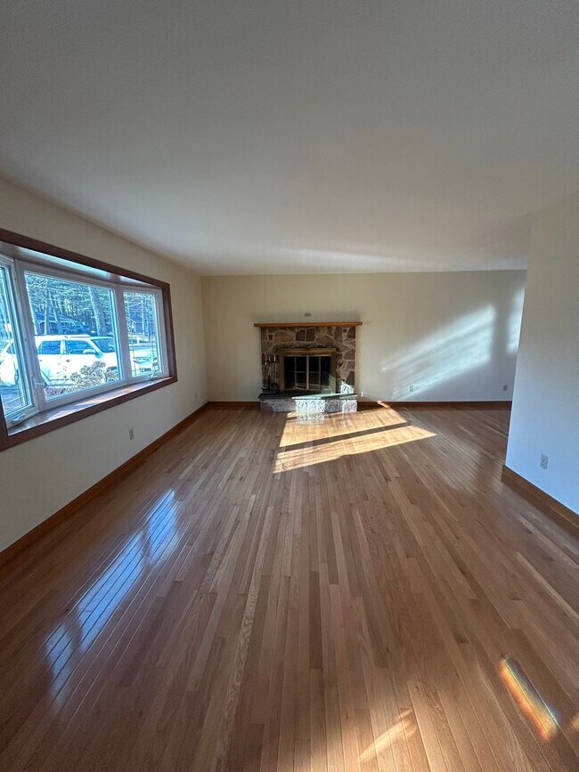 Foto del edificio - 3 bedroom, 3 bath house located in Park Forest