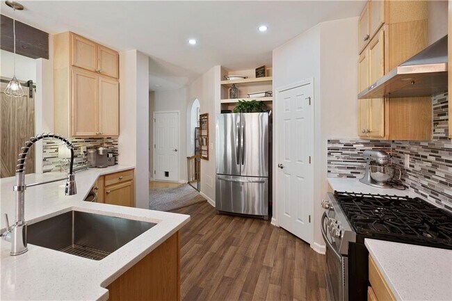 Foto del edificio - 475 Grayson Way