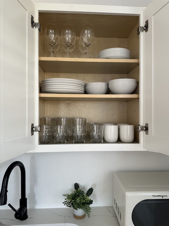 Building Photo - 115 Mist Flower Dr